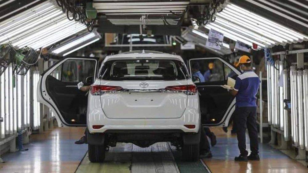Safety Concerns in Pakistan's Auto Industry