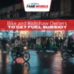 Night street in Saddar Market, Karachi with motorcycles 70–150cc and 1–2 auto rickshaws